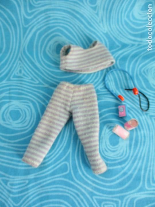 Mu&ntilde;ecas espa&ntilde;olas modernas: CHABEL, LOTE ROPA Y COMPLEMENTOS - Foto 1