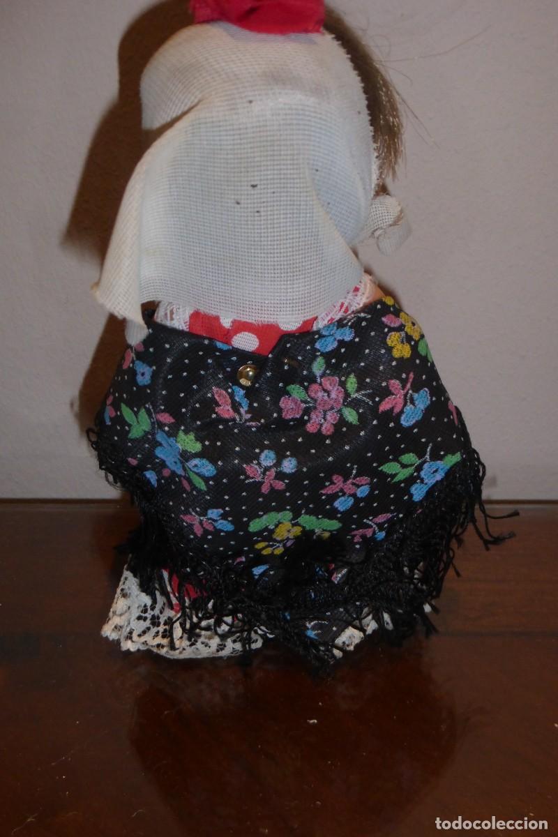 Mu&ntilde;ecas espa&ntilde;olas modernas: MU&Ntilde;ECA DE LOS A&Ntilde;OS 70 DE CELULOIDE, VESTIDA DE CHULAPA - Foto 3