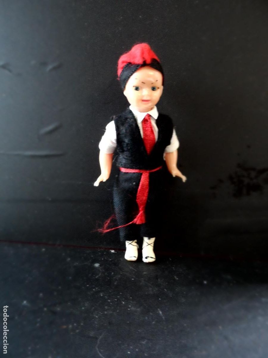 Mu&ntilde;ecas espa&ntilde;olas modernas: MU&Ntilde;ECA TRAJE REGIONAL 10CMS. - Foto 1
