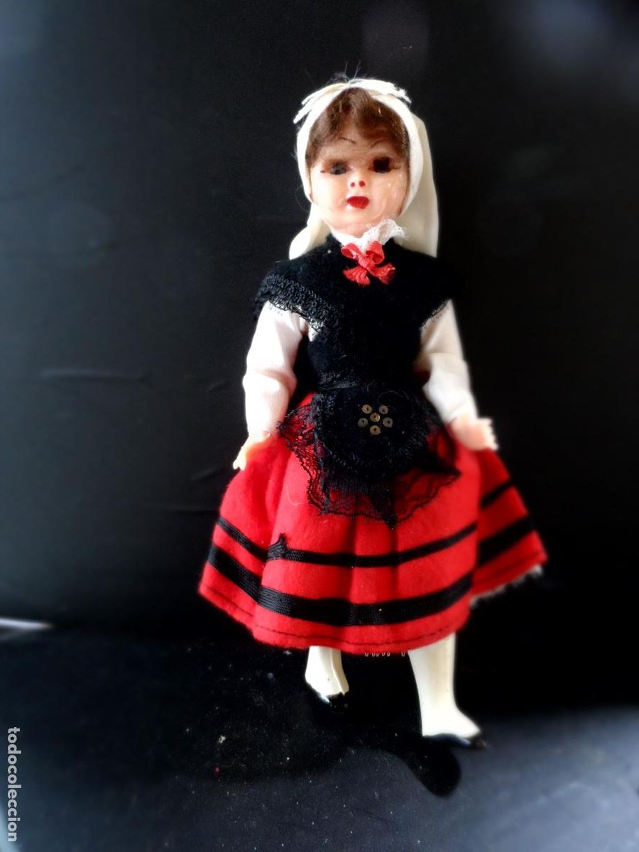 Mu&ntilde;ecas espa&ntilde;olas modernas: MU&Ntilde;ECA TRAJE REGIONAL 20 CMS. - Foto 1