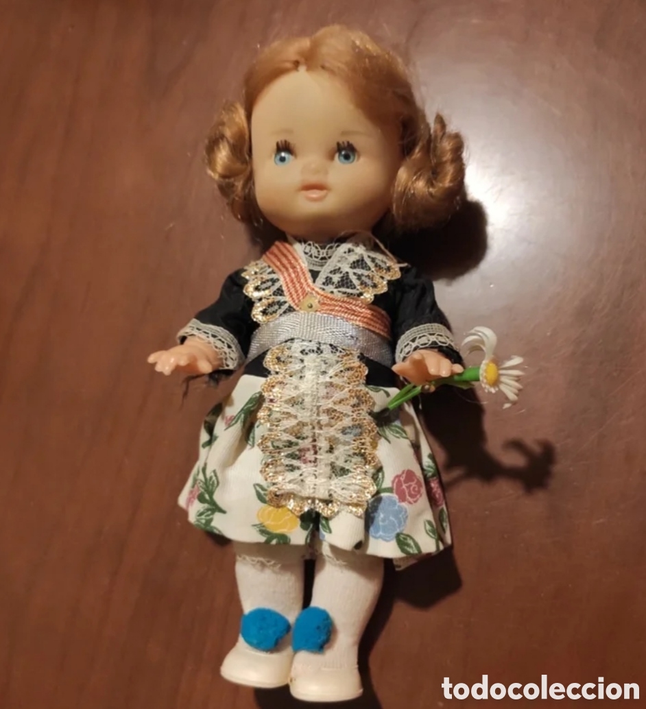 Mu&ntilde;ecas espa&ntilde;olas modernas: Mu&ntilde;eca fallera. - Foto 1