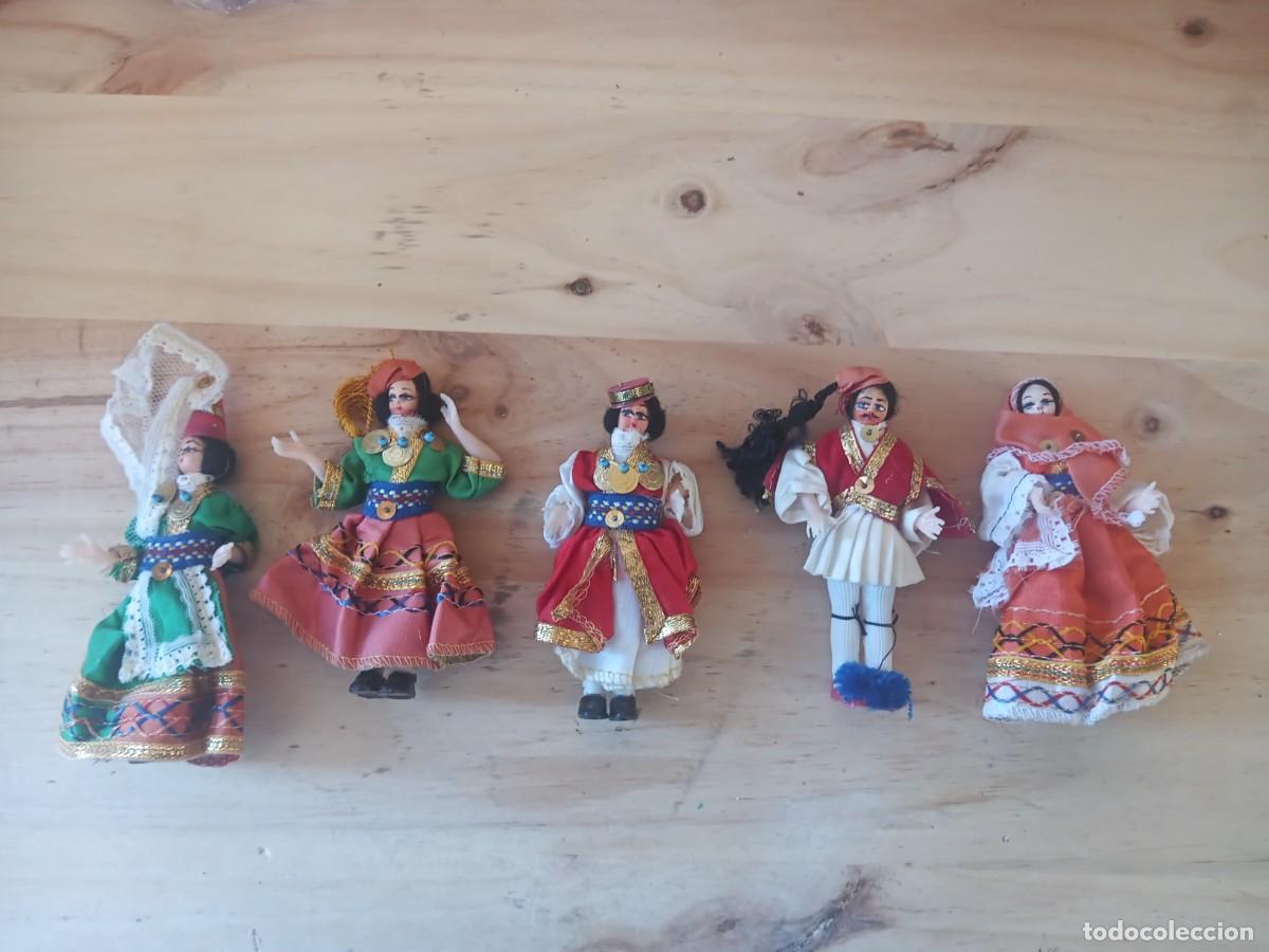 Mu&ntilde;ecas espa&ntilde;olas modernas: BONITO LOTE DE 5 MU&Ntilde;ECAS REGIONALES - Foto 1