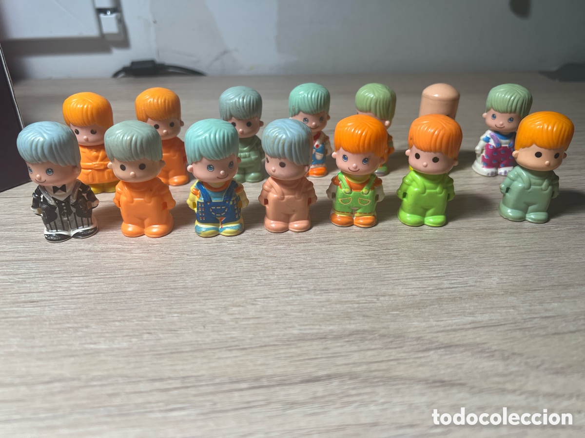 Mu&ntilde;ecas espa&ntilde;olas modernas: Lote pin y pon - Foto 1