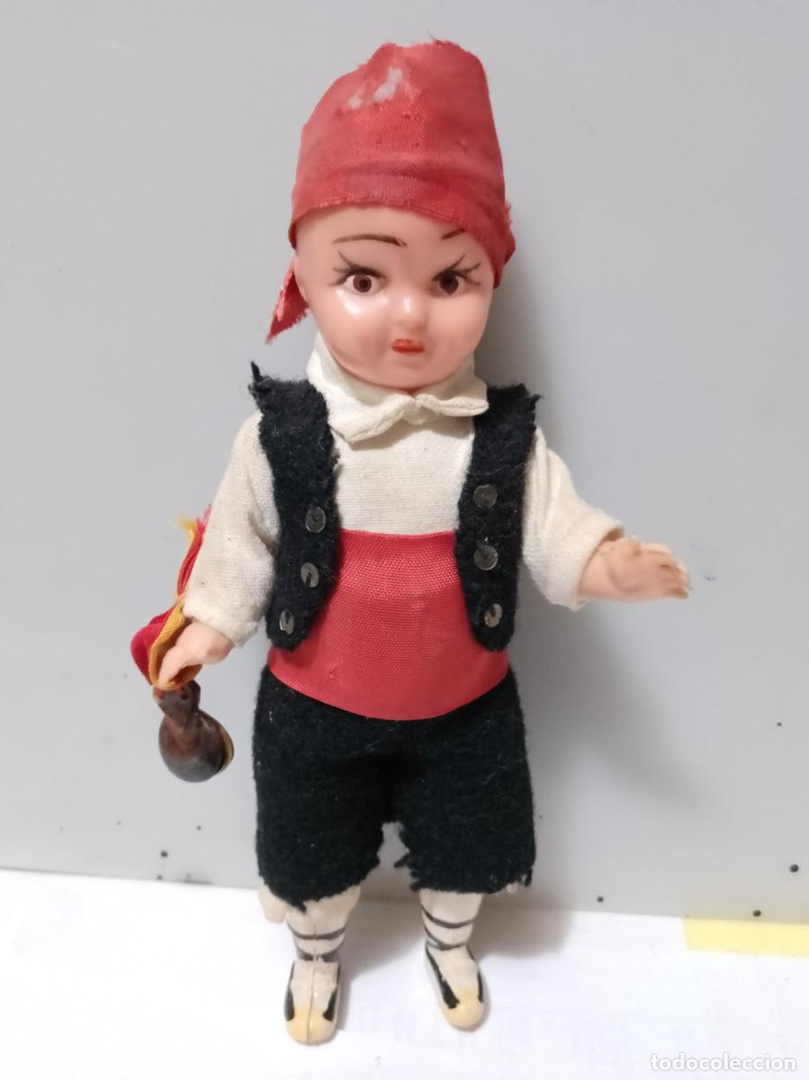 Mu&ntilde;ecas espa&ntilde;olas modernas: Mu&ntilde;eca y mu&ntilde;eco con traje regional - Foto 7