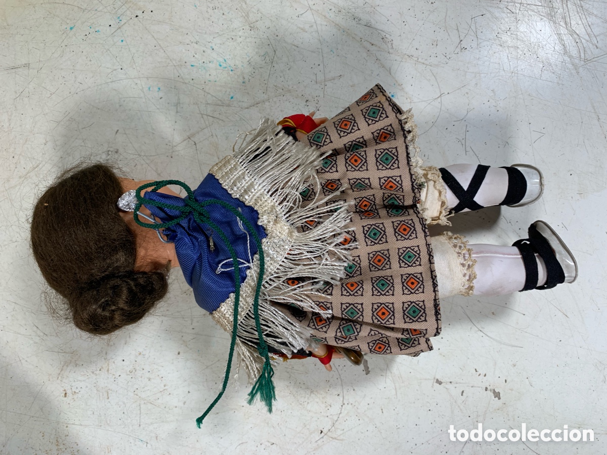 Mu&ntilde;ecas espa&ntilde;olas modernas: 01_ mu&ntilde;eca traje regional - Foto 4