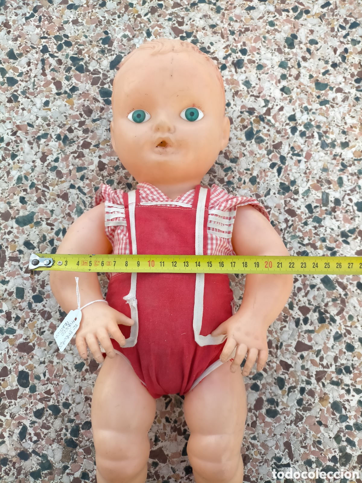 Mu&ntilde;ecas espa&ntilde;olas modernas: Mu&ntilde;eco de pl&aacute;stico con ropa roja antiguo celuloide - Foto 6