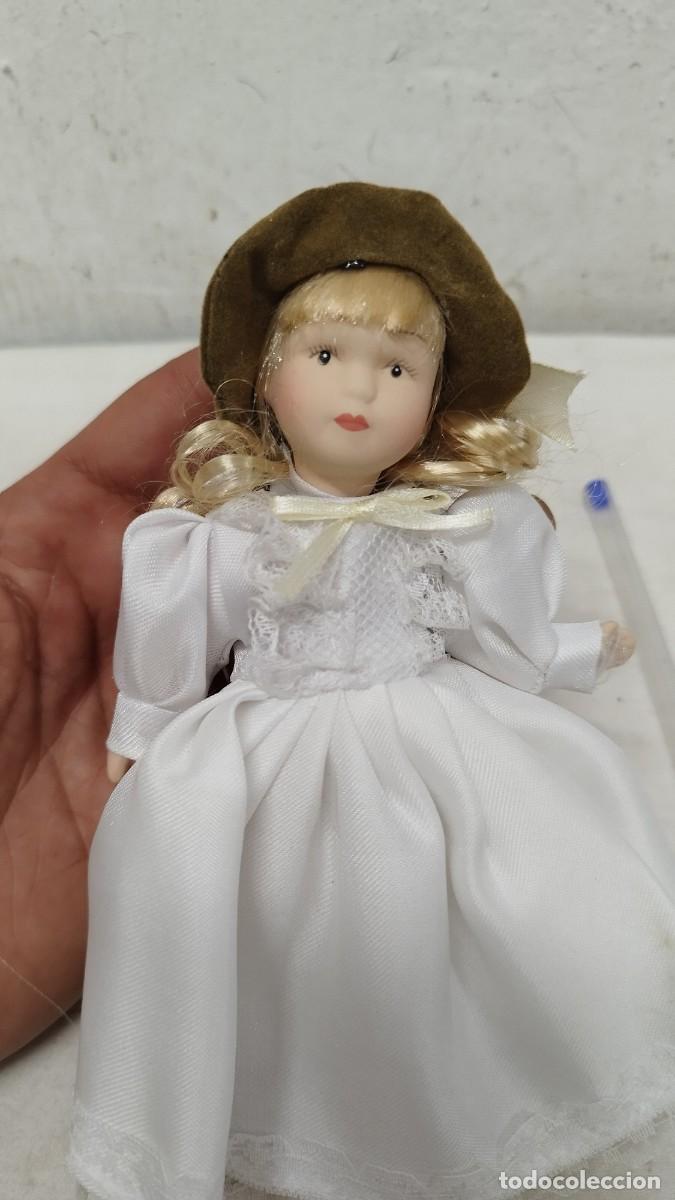 Mu&ntilde;ecas espa&ntilde;olas modernas: Antigua mu&ntilde;eca de porcelana - Foto 2