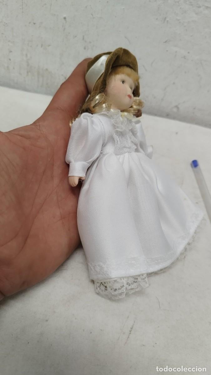 Mu&ntilde;ecas espa&ntilde;olas modernas: Antigua mu&ntilde;eca de porcelana - Foto 3