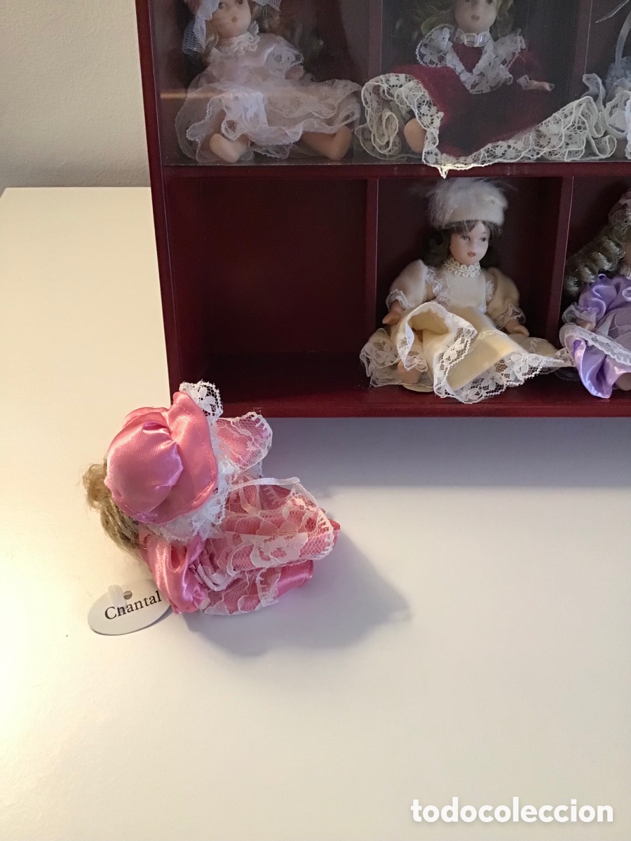 Mu&ntilde;ecas espa&ntilde;olas modernas: VITRINA COMPLETA CON MU&Ntilde;ECAS DE COLECCI&Oacute;N - Foto 4