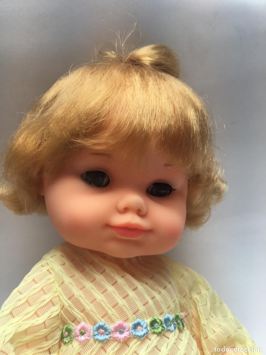 Mu&ntilde;ecas espa&ntilde;olas modernas: Mu&ntilde;eca Kira de Farita con caja - Foto 3