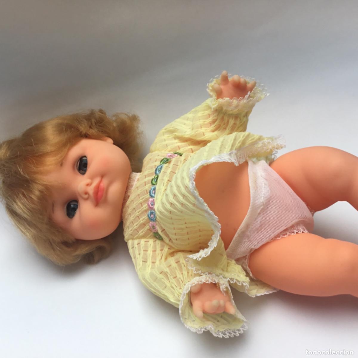Mu&ntilde;ecas espa&ntilde;olas modernas: Mu&ntilde;eca Kira de Farita con caja - Foto 8