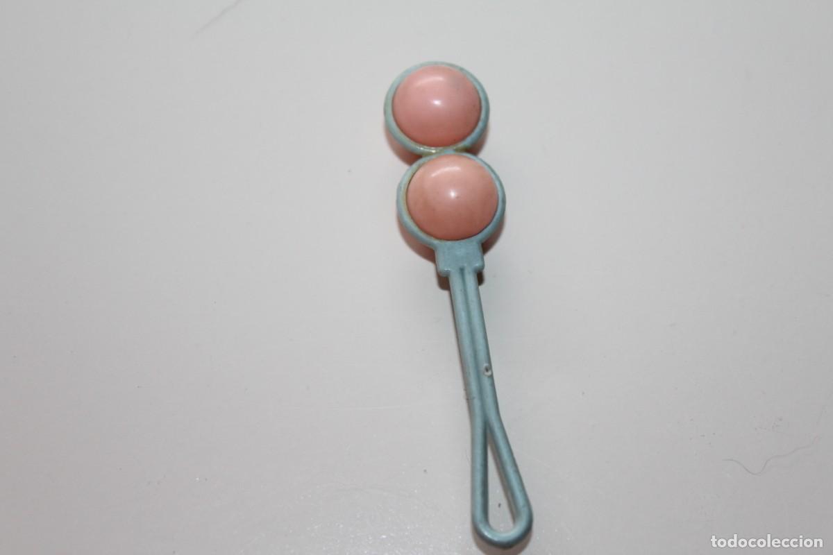 Mu&ntilde;ecas espa&ntilde;olas modernas: ANTIGUO SONAJERO PARA MU&Ntilde;ECA - Foto 1