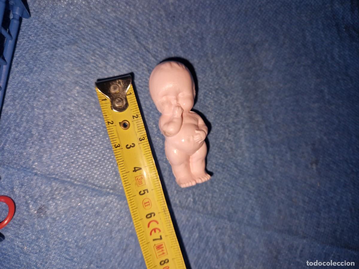Mu&ntilde;ecas espa&ntilde;olas modernas: mu&ntilde;eco bebe con cama y chupete - Foto 2