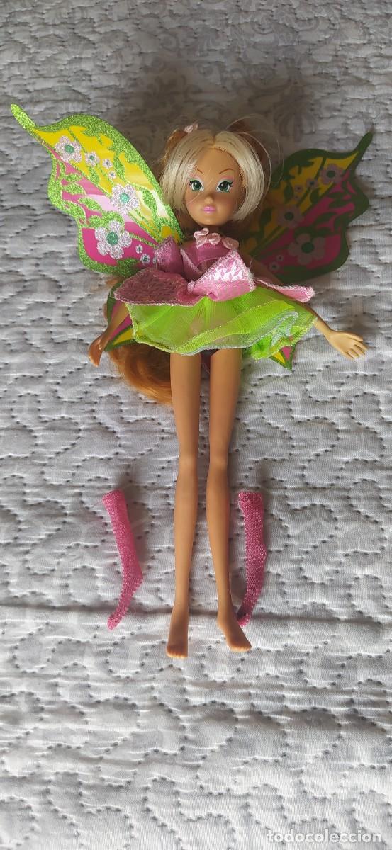 Mu&ntilde;ecas espa&ntilde;olas modernas: MU&Ntilde;ECA WINX FLORA BELIEVIX RAINBOW - Foto 1