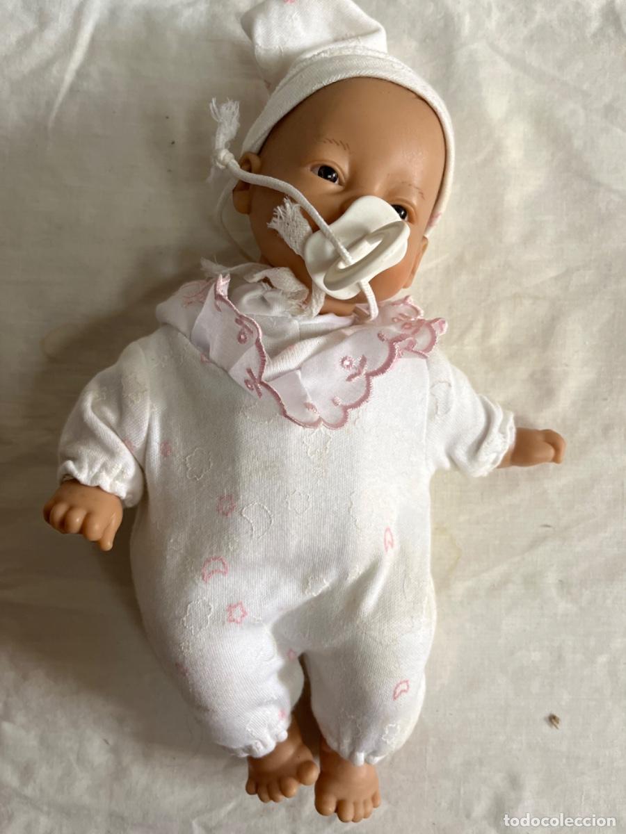 Mu&ntilde;ecas espa&ntilde;olas modernas: Mu&ntilde;eco de Mian con vestido blanco - Foto 1