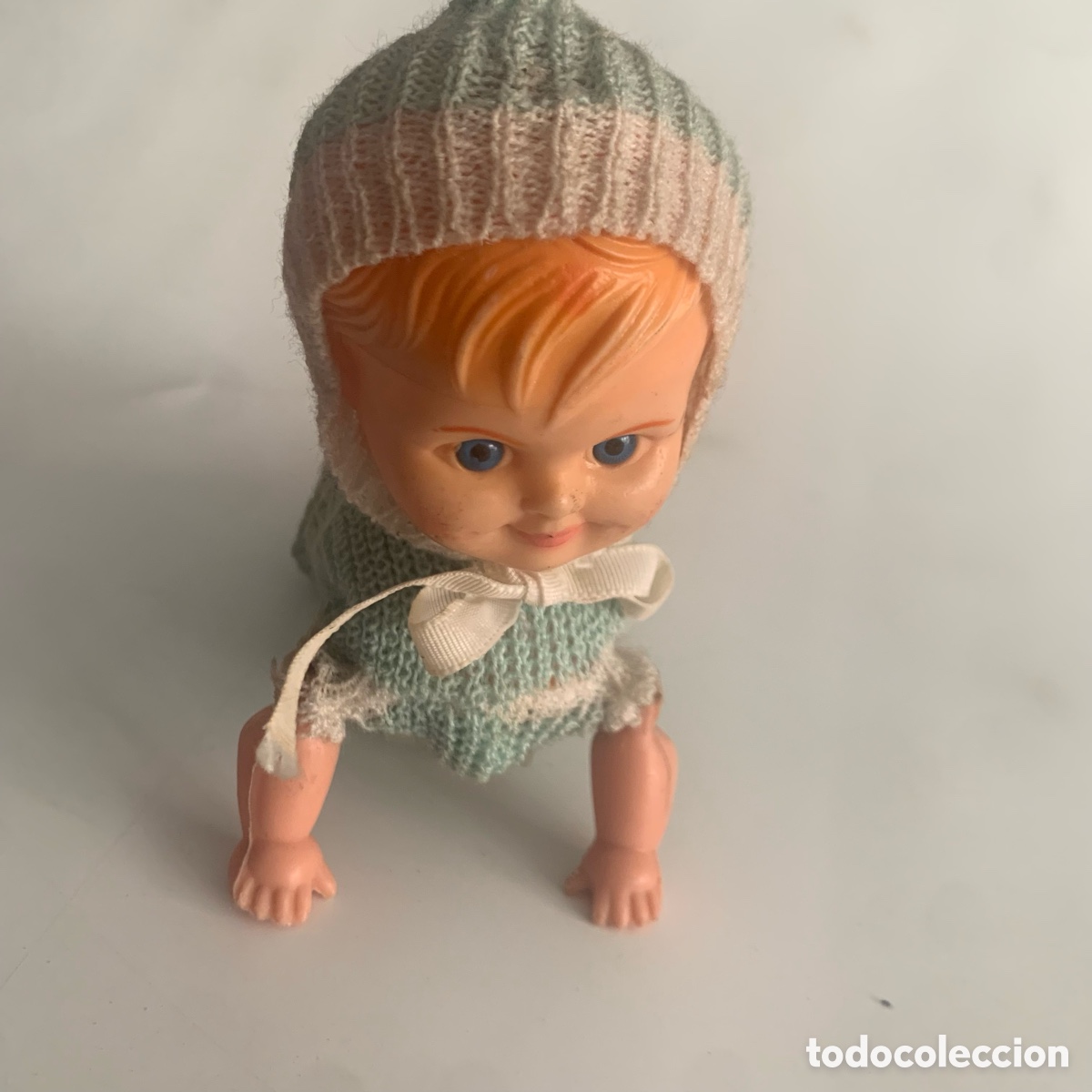 Mu&ntilde;ecas espa&ntilde;olas modernas: Mu&ntilde;eca beb&eacute; gateador de feber - Foto 1