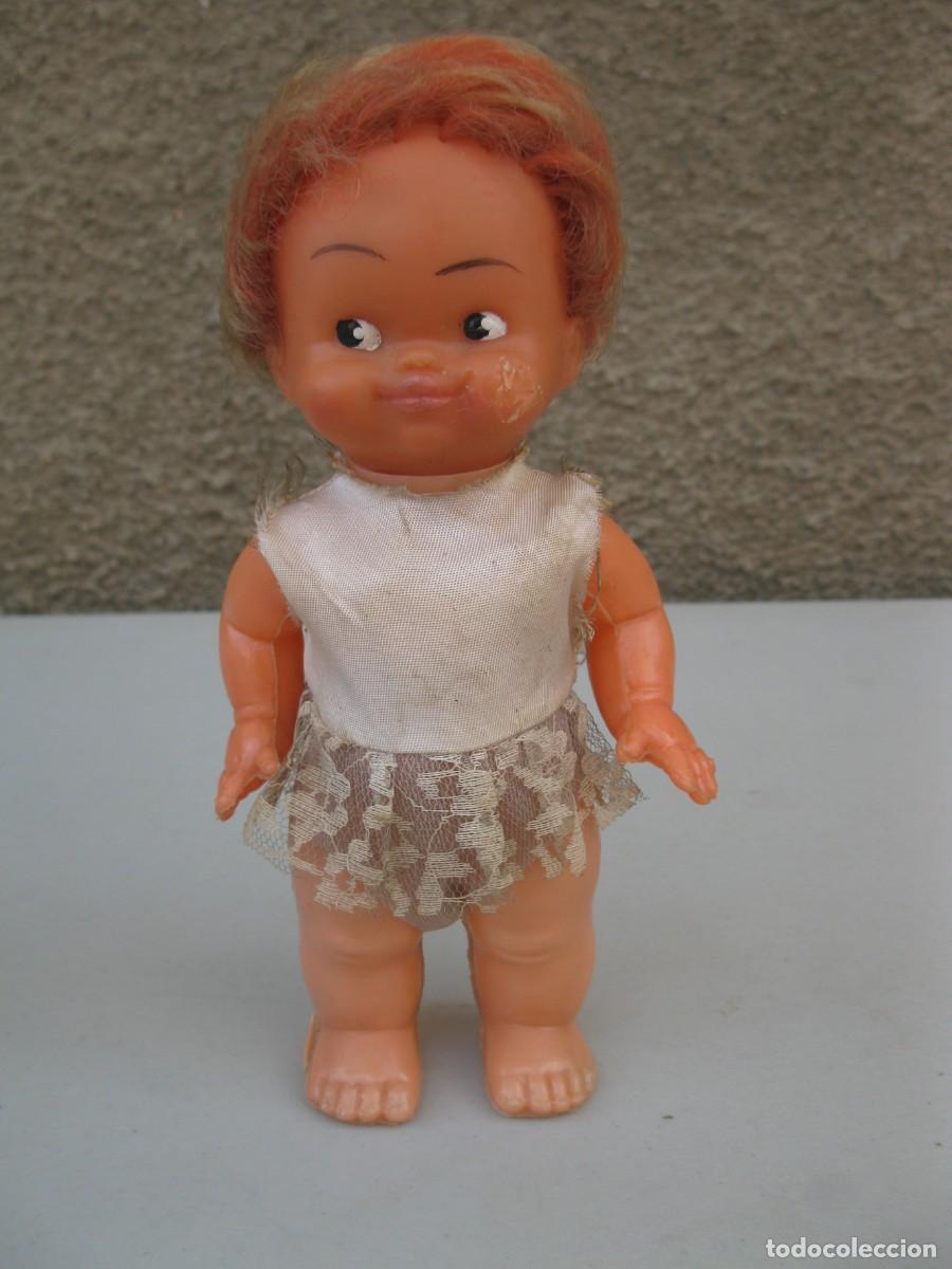 Mu&ntilde;ecas espa&ntilde;olas modernas: ANTIGUA MU&Ntilde;ECA DE PL&Aacute;STICO. - Foto 1