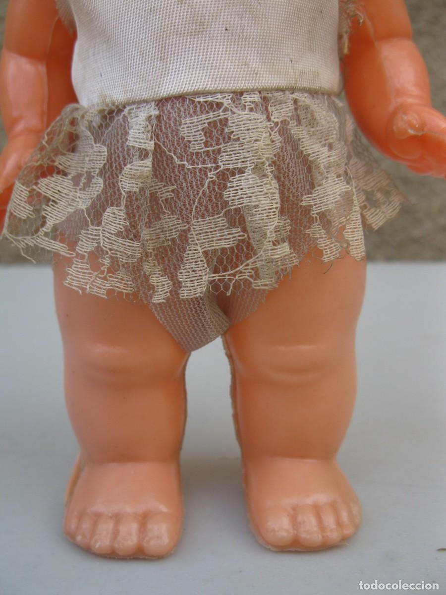 Mu&ntilde;ecas espa&ntilde;olas modernas: ANTIGUA MU&Ntilde;ECA DE PL&Aacute;STICO. - Foto 3