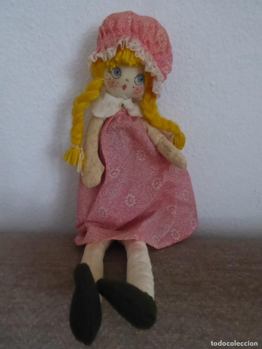 Mu&ntilde;ecas espa&ntilde;olas modernas: Mu&ntilde;eca de tela y cart&oacute;n - Foto 1