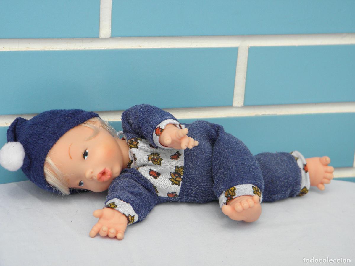 Mu&ntilde;ecas espa&ntilde;olas modernas: Antiguo mu&ntilde;eco beb&eacute; que da besitos - Foto 2