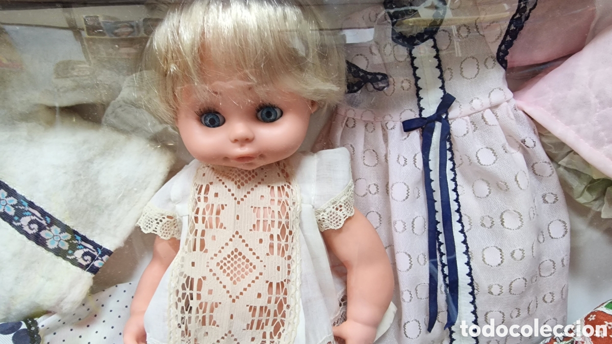 Mu&ntilde;ecas espa&ntilde;olas modernas: Mu&ntilde;eca Daypa en trousseau - Foto 2
