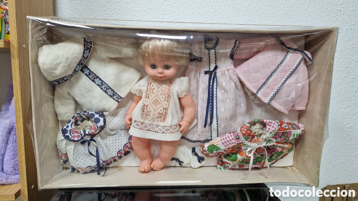 Mu&ntilde;ecas espa&ntilde;olas modernas: Mu&ntilde;eca Daypa en trousseau - Foto 1