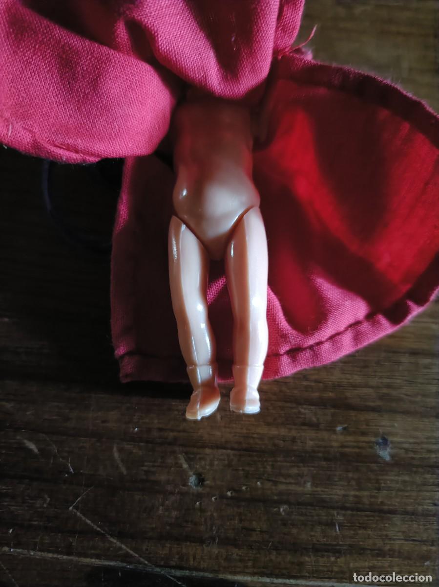 Mu&ntilde;ecas espa&ntilde;olas modernas: PEQUE&Ntilde;A MU&Ntilde;ECA MU&Ntilde;ECO CELULOIDE PL&Aacute;STICO TAMA&Ntilde;O - Foto 4