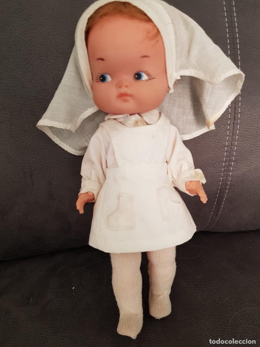 Mu&ntilde;ecas espa&ntilde;olas modernas: MU&Ntilde;ECA RAPACI&Ntilde;A DE FAMOSA - Foto 1