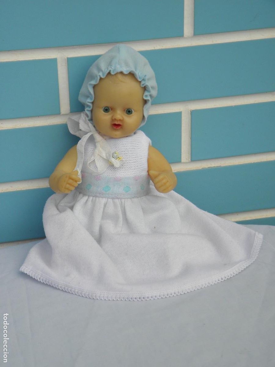 Mu&ntilde;ecas Espa&ntilde;olas Modernas: Mu&ntilde;eca beb&eacute; antigua de goma blanda