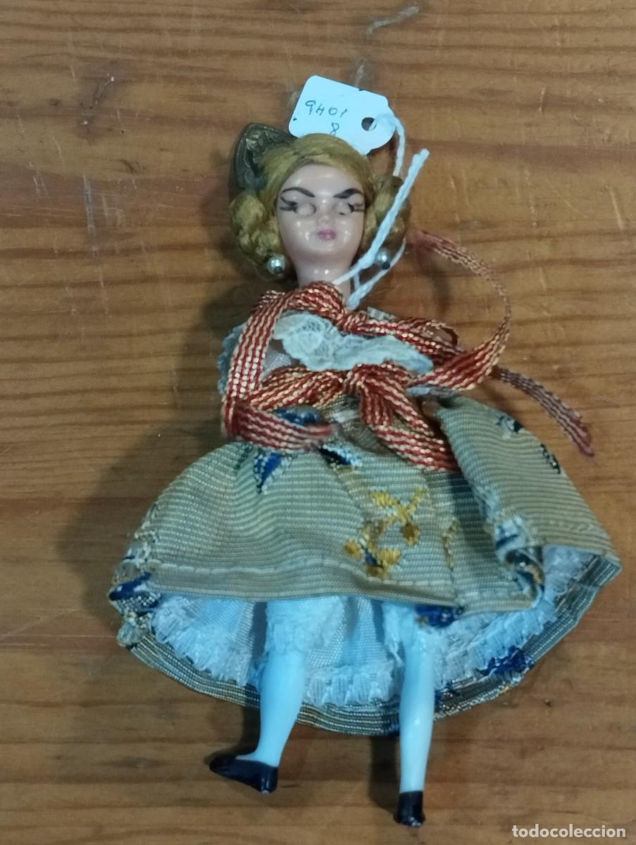 Mu&ntilde;ecas espa&ntilde;olas modernas: MU&Ntilde;ECA CATALANA DE CELULOIDE CON OJOS DURMIENTES. - Foto 1