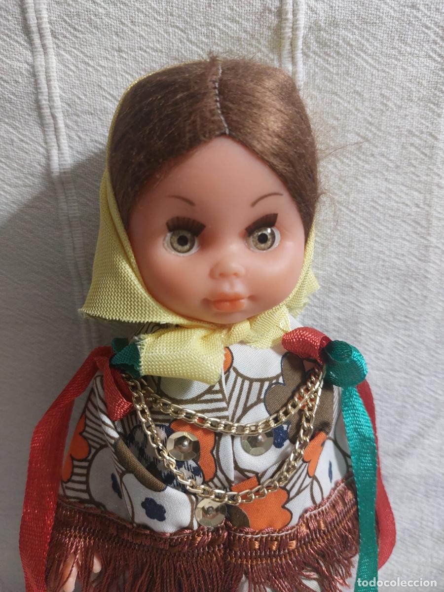 Mu&ntilde;ecas espa&ntilde;olas modernas: MU&Ntilde;ECA CON TRAJE REGIONAL - Foto 2