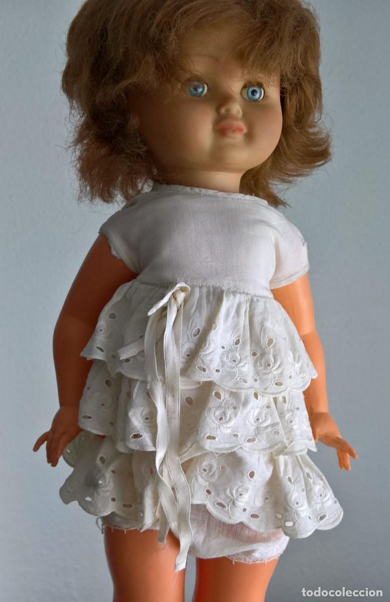 Muñecas españolas modernas: Muñeca Española ,años 70-80 , de 52 ctms..Brazos y Piernas plastico duro.