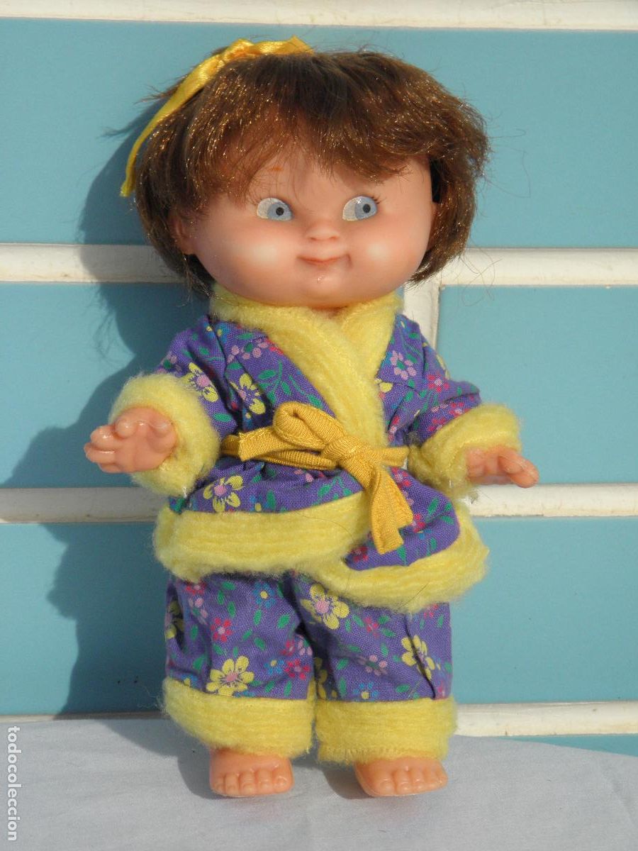 Mu&ntilde;ecas Espa&ntilde;olas Modernas: Antigua mu&ntilde;eca Chufita de Juber