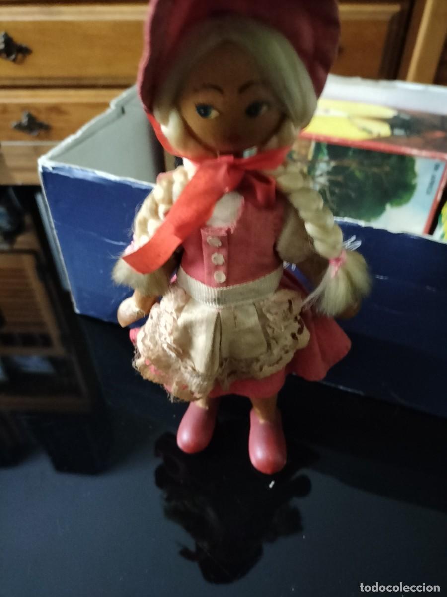 Mu&ntilde;ecas espa&ntilde;olas modernas: Mu&ntilde;eca antigua de madera - Foto 1