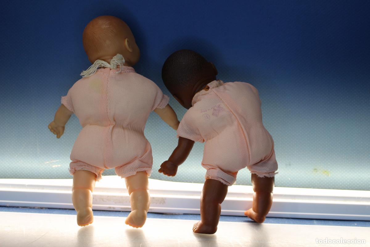 Mu&ntilde;ecas espa&ntilde;olas modernas: b.b. Pareja de beb&eacute;s con ropa original. - Foto 3