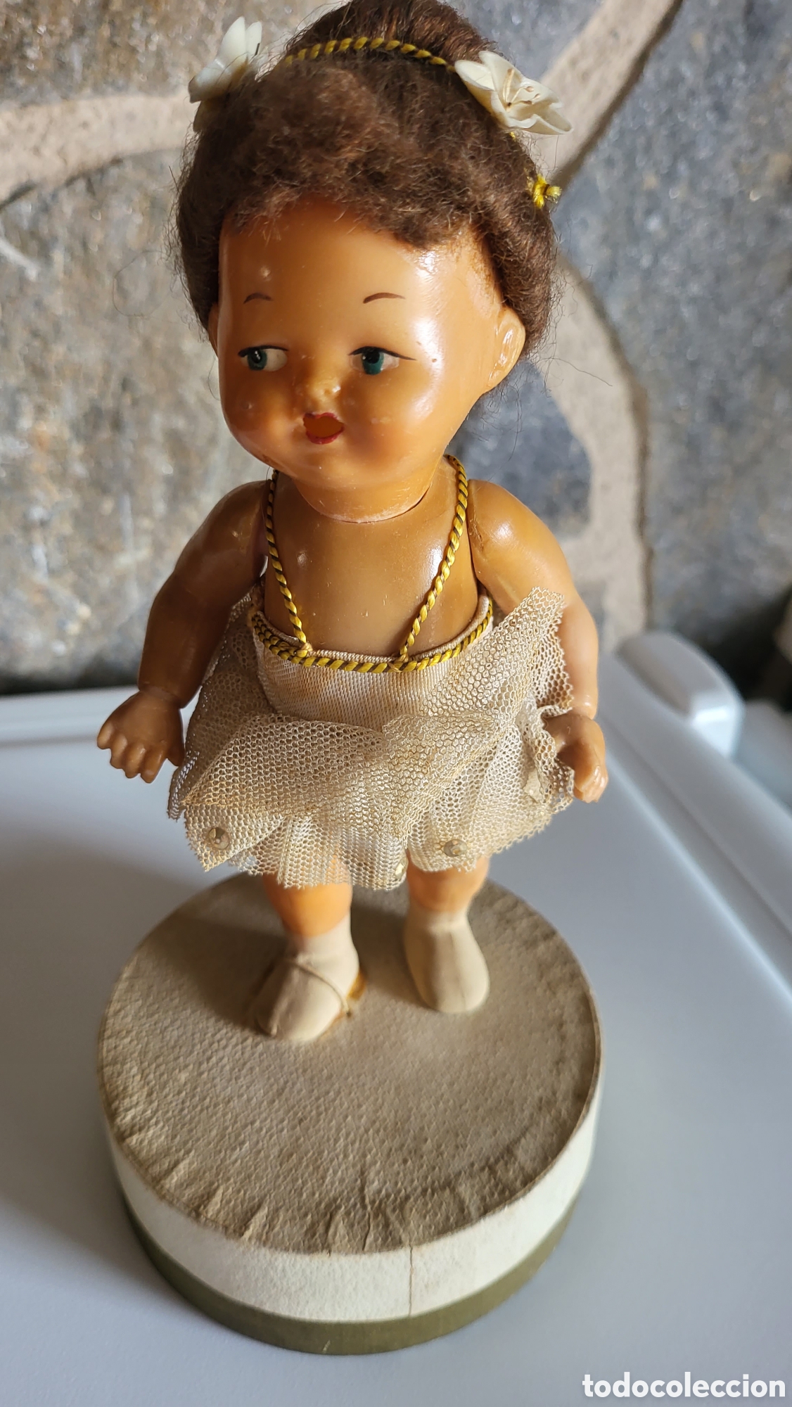Mu&ntilde;ecas espa&ntilde;olas modernas: ANTIGUA MU&Ntilde;ECA BOMBONERA CELULOIDE - Foto 1