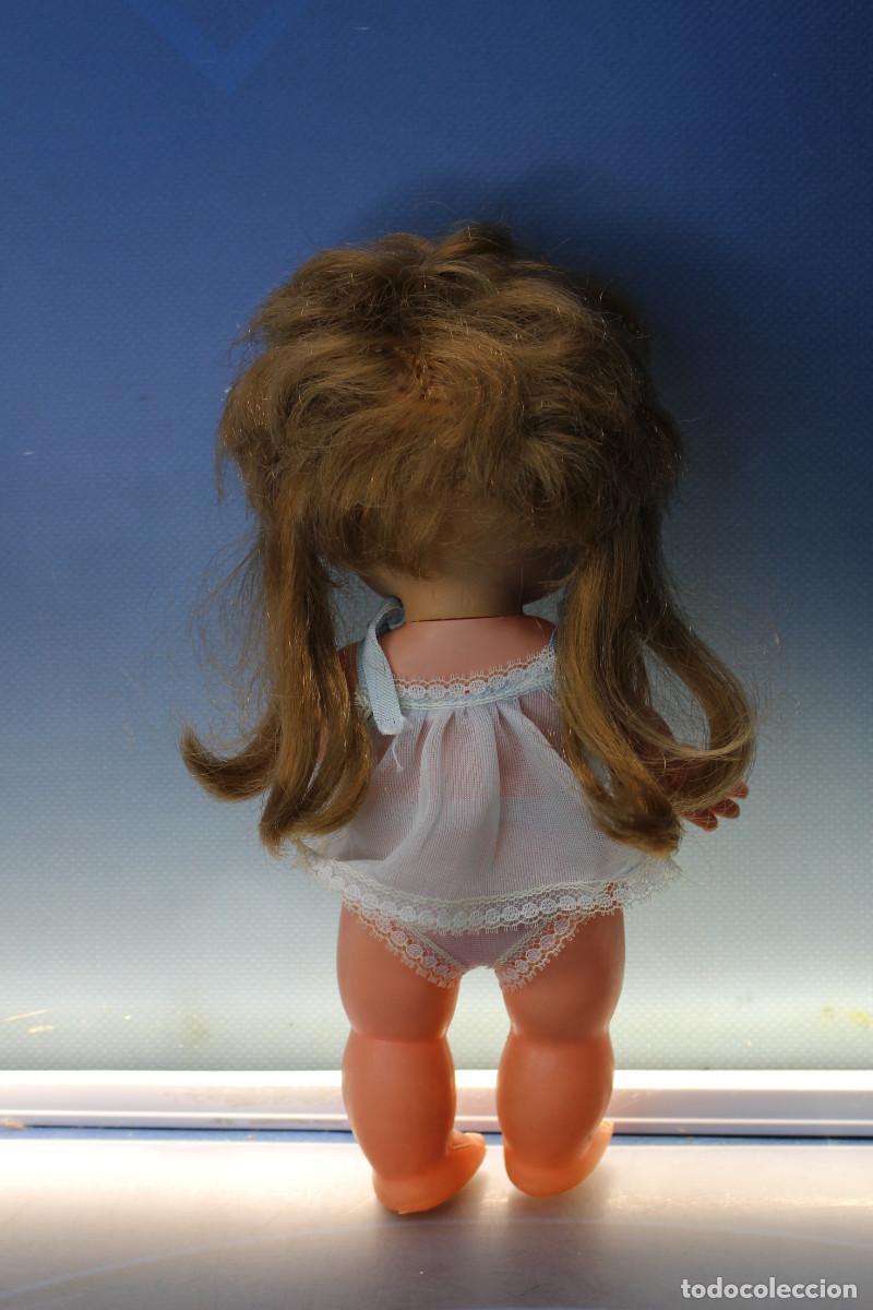 Mu&ntilde;ecas espa&ntilde;olas modernas: Mu&ntilde;eca Plumita de b.b. - bb. - Foto 4
