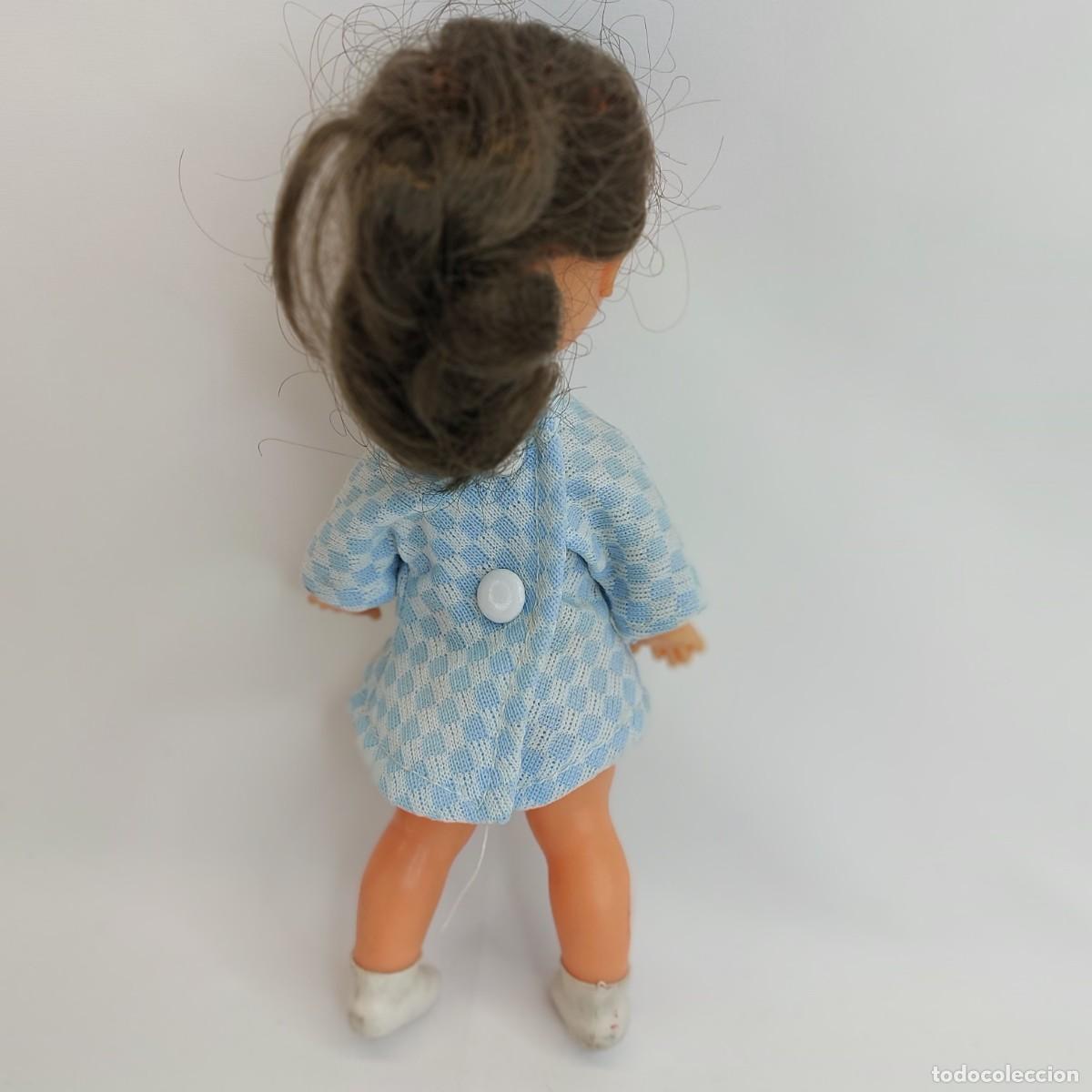 Mu&ntilde;ecas espa&ntilde;olas modernas: MU&Ntilde;ECA CON VESTIDO DE JESMAR, MIDE 18cm. - Foto 2