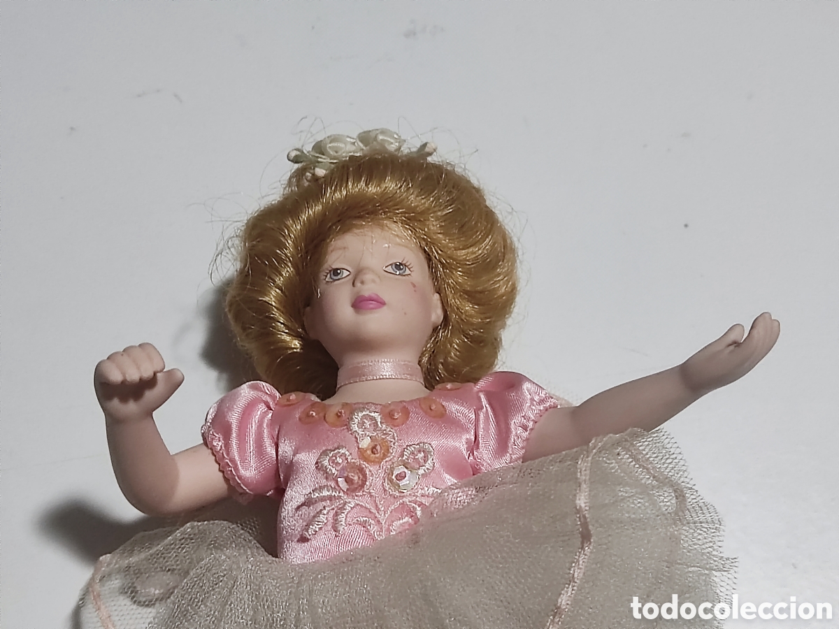 Mu&ntilde;ecas espa&ntilde;olas modernas: Mu&ntilde;eca de porcelana Avon 1991 - Foto 3
