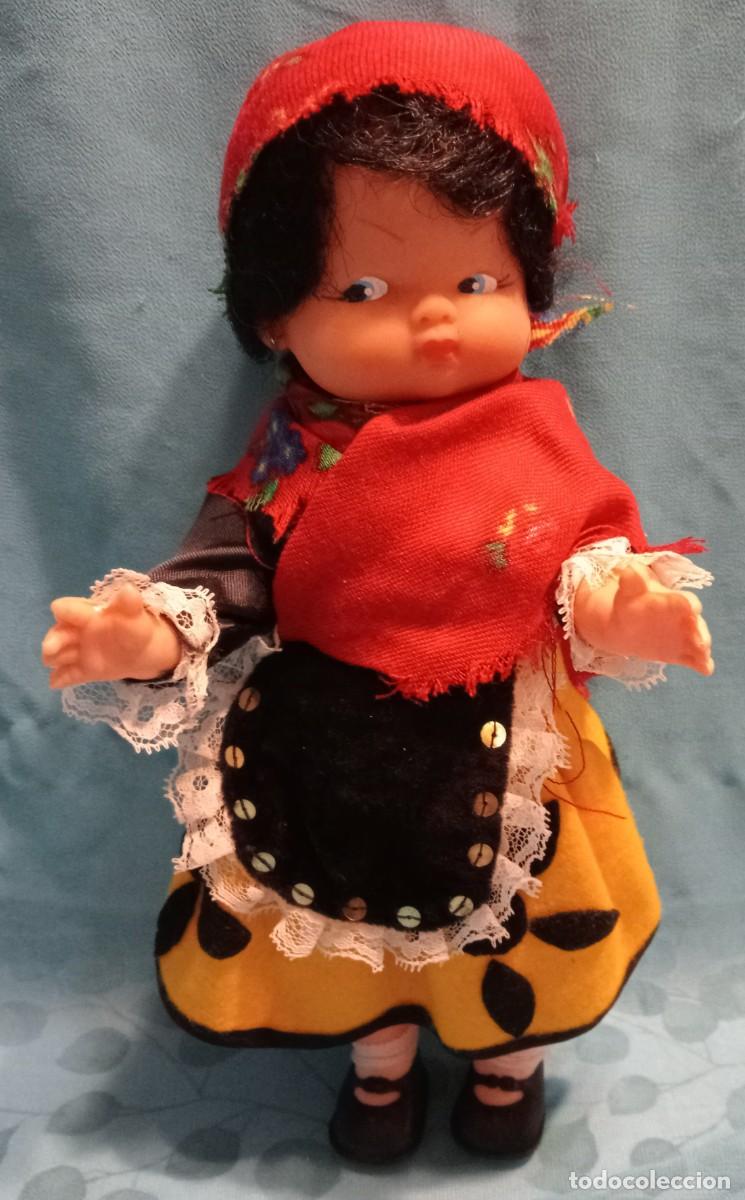 Mu&ntilde;ecas espa&ntilde;olas modernas: MU&Ntilde;ECA SIN MARCA COMO RAPACI&Ntilde;A - Foto 1