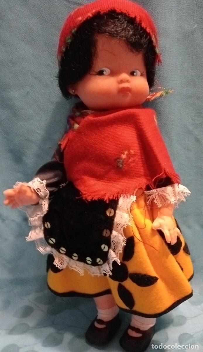 Mu&ntilde;ecas espa&ntilde;olas modernas: MU&Ntilde;ECA SIN MARCA COMO RAPACI&Ntilde;A - Foto 4