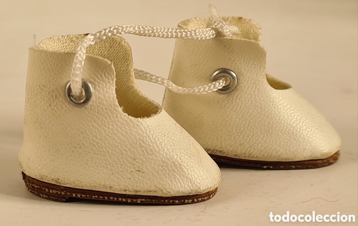 Mu&ntilde;ecas espa&ntilde;olas modernas: Par de Zapatos para Mu&ntilde;eca - Foto 5