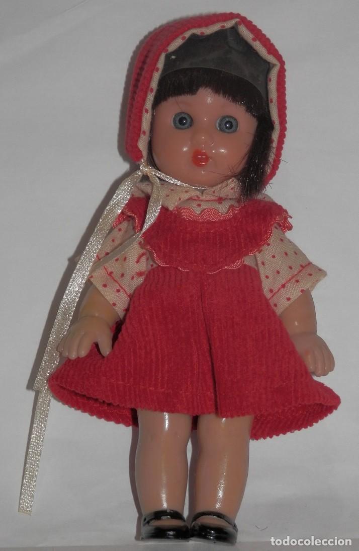 Mu&ntilde;ecas Espa&ntilde;olas Modernas: PEQUE&Ntilde;A MU&Ntilde;ECA MARIQUITA PEREZ