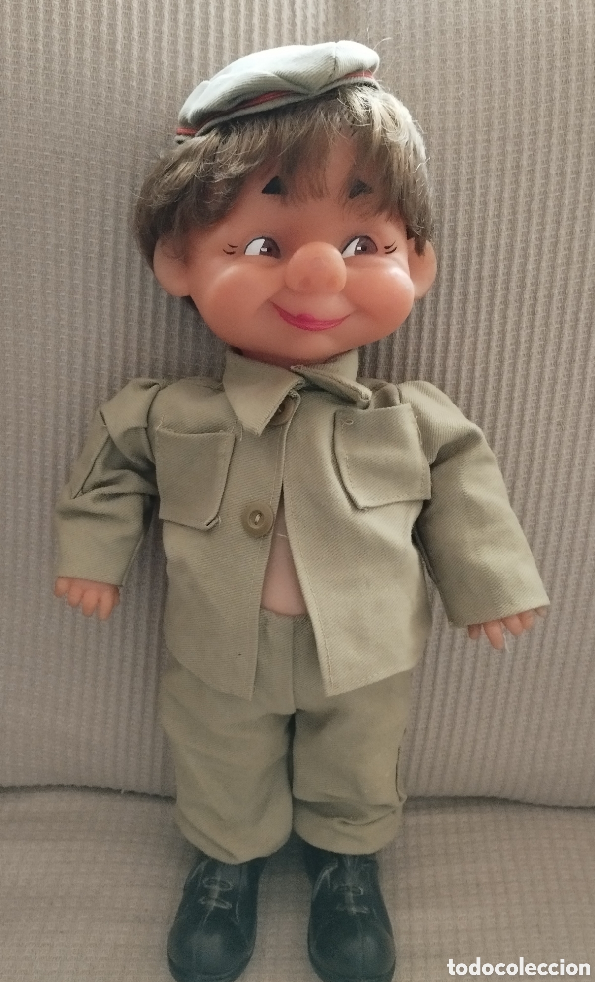 Mu&ntilde;ecas espa&ntilde;olas modernas: MU&Ntilde;ECO VESTIDO DE MILITAR - Foto 1