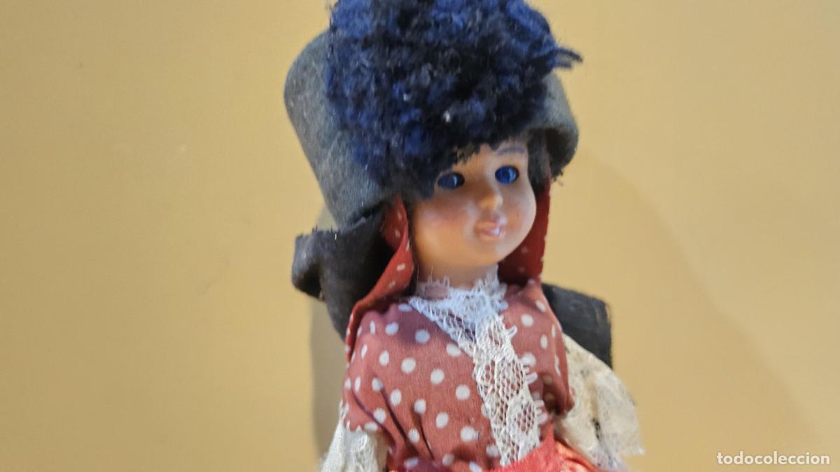 Mu&ntilde;ecas espa&ntilde;olas modernas: mu&ntilde;eca com traje tipo del pais - Foto 2