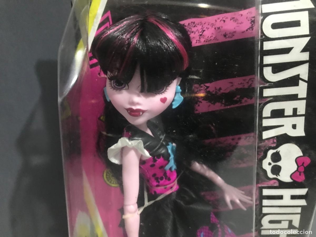 Mu&ntilde;ecas espa&ntilde;olas modernas: Bl&iacute;ster Draculaura Monster high - Foto 2
