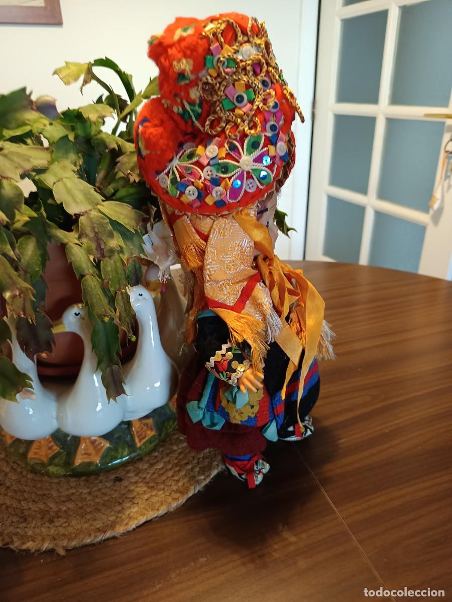 Mu&ntilde;ecas espa&ntilde;olas modernas: Mu&ntilde;eca con traje tradicional EXTREMADURA - Foto 3