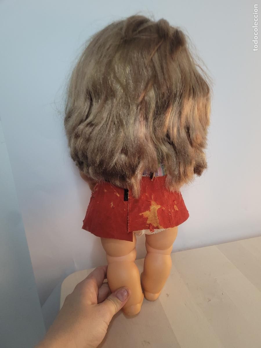 Mu&ntilde;ecas espa&ntilde;olas modernas: mu&ntilde;eca leguitas de icsa casta&ntilde;a version roja - Foto 4