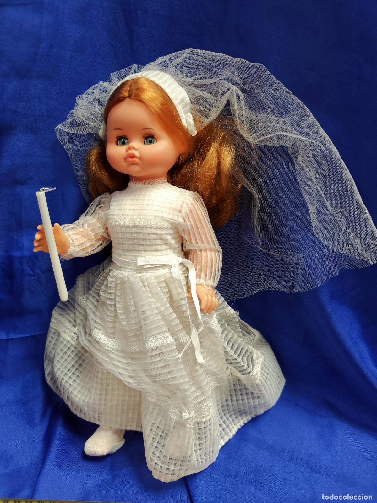 Mu&ntilde;ecas espa&ntilde;olas modernas: preciosa mu&ntilde;eca de jesmar vestida de comunion - Foto 1