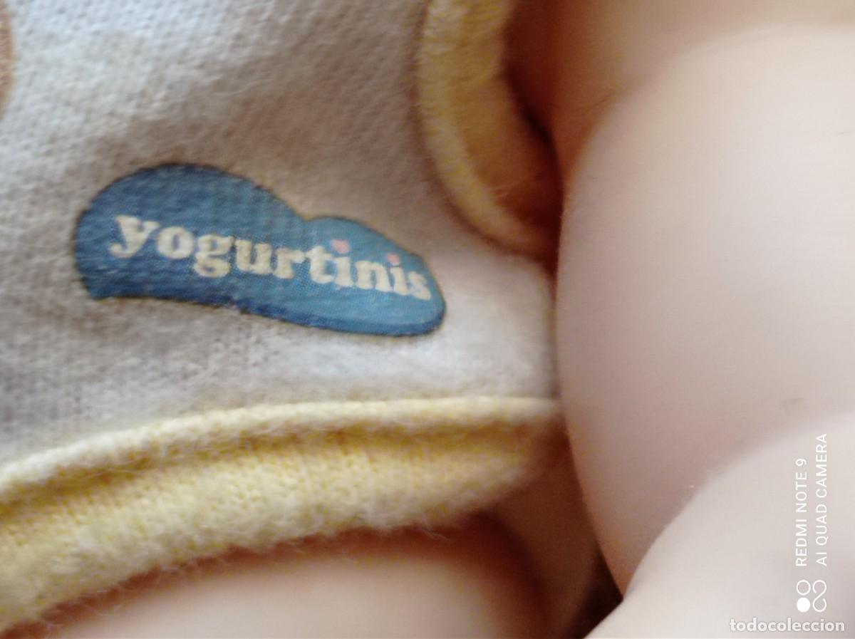 Mu&ntilde;ecas espa&ntilde;olas modernas: MU&Ntilde;ECO YOGURTINIS CON MARCA B&C 2011 - Foto 7